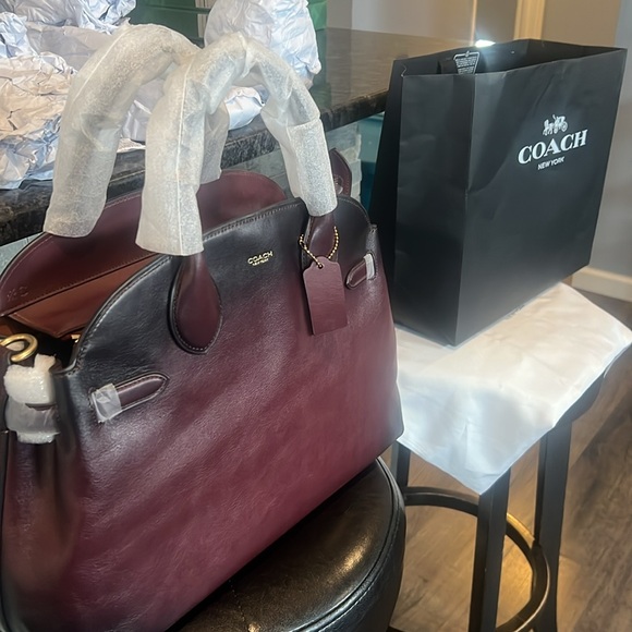 Coach Empire 40 - Picture 3 of 5